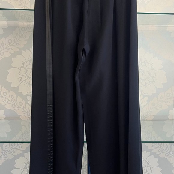 ST. JOHN EVENING Black Straight Leg Flat Front Silk Trouser/Pant - Picture 5 of 8